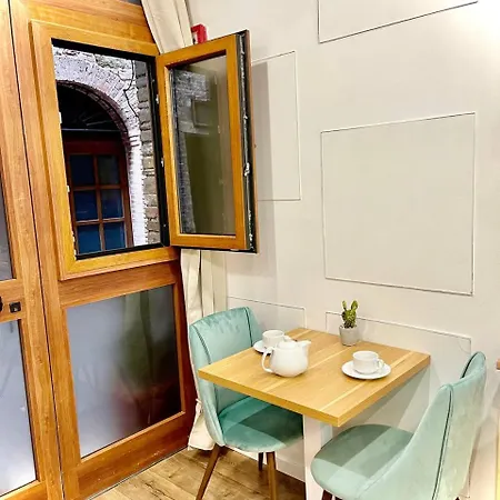 Family Flat דירה פרוג'ה