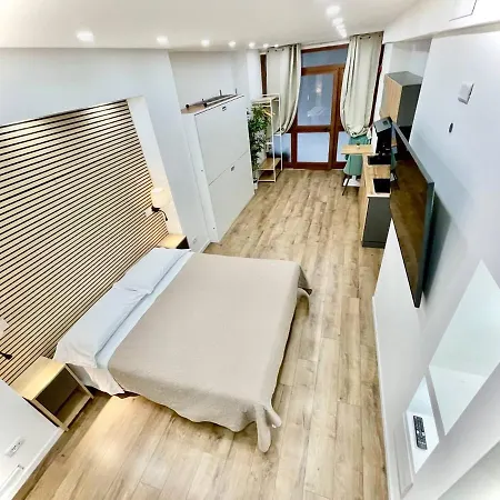 公寓 Family Flat *